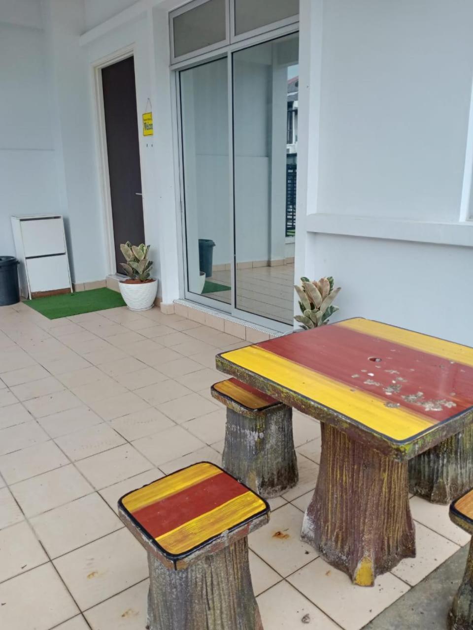 Homestay Greenway Pasir Gudang Exterior foto